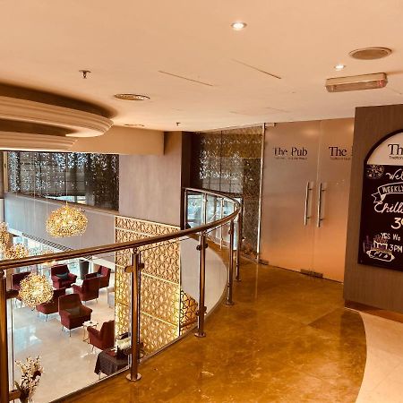 Ramada By Wyndham Doha Old Town Hotel Екстериор снимка