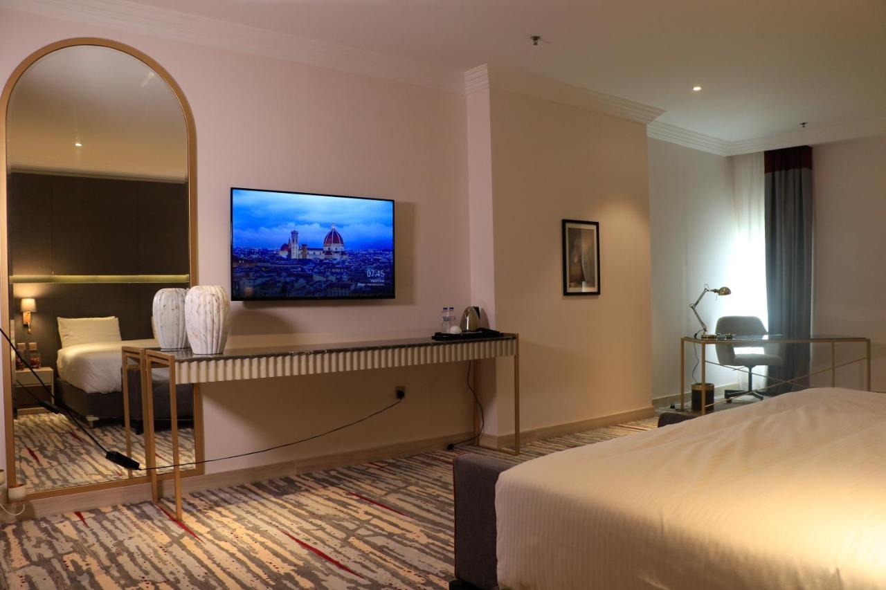 Ramada By Wyndham Doha Old Town Hotel Екстериор снимка